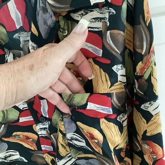 Oleg Cassini Silks Womens Sz XL Button Down Shirt Hats 100% Silk Vintage 90s - Picture 3 of 8